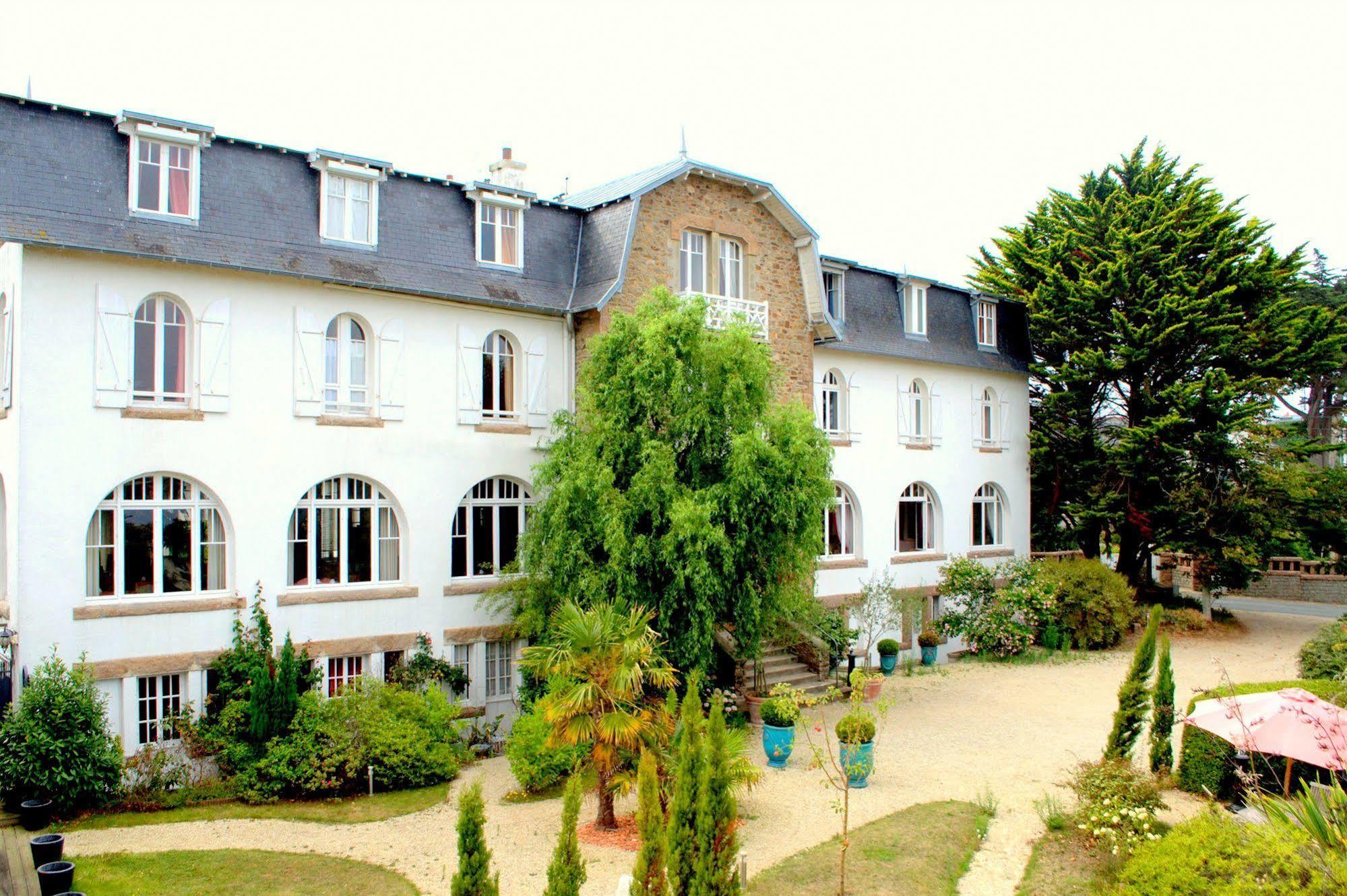 Park Hotel Bellevue Tregastel Exterior photo